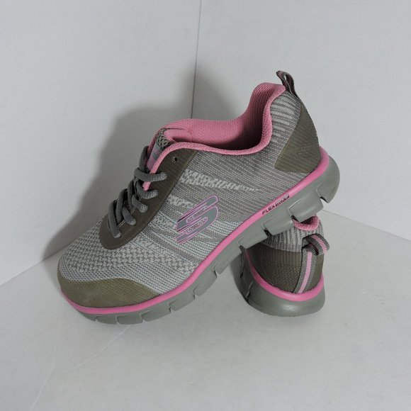 "Skechers" Slip-Resistant Steel Toe Safety Shoes - Picture 1 of 4